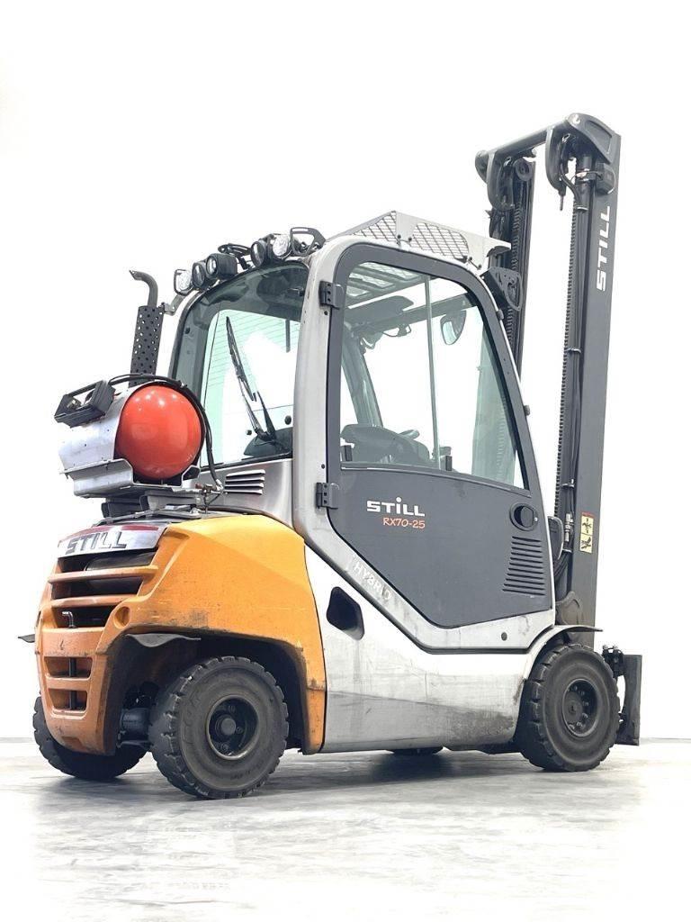 Still RX70-25T Gázüzemű targoncák