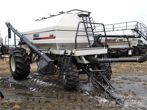 Bourgault 5440 Vetőgépek