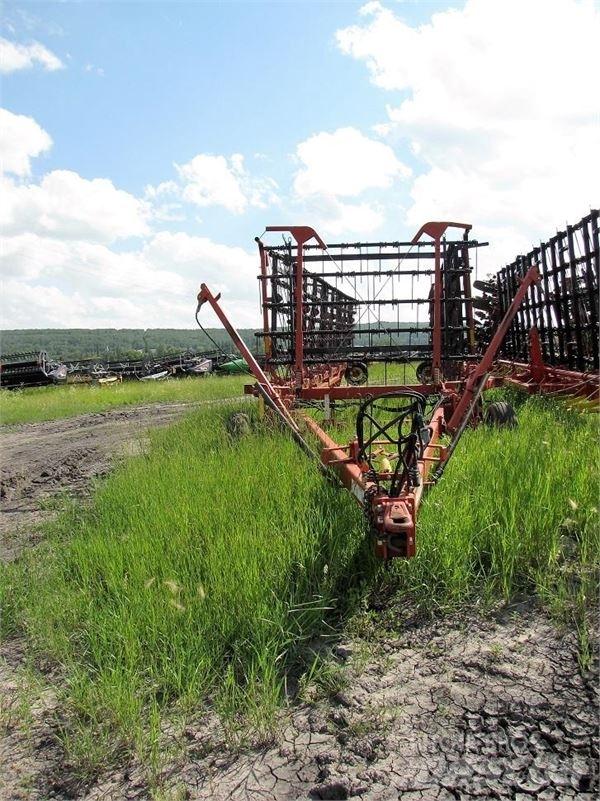 Bourgault 6000 Borona