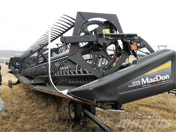 MacDon FD70-45 Kombájn tartozékok