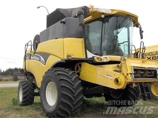 New Holland CX860 Kombájnok