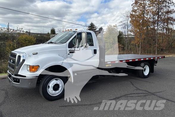 Ford F650 SD Platós / Ponyvás teherautók