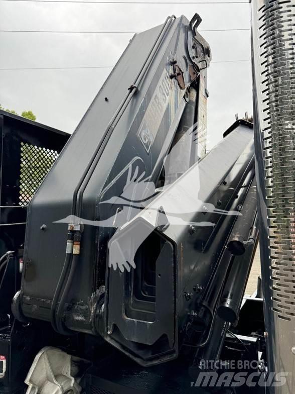 Hiab 300-6 Erdészeti daruk