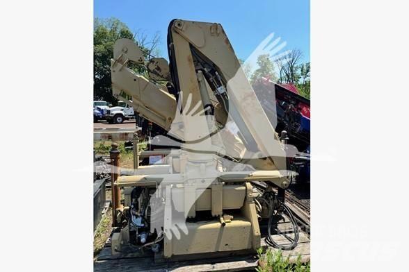 Hiab 8108-2 Erdészeti daruk