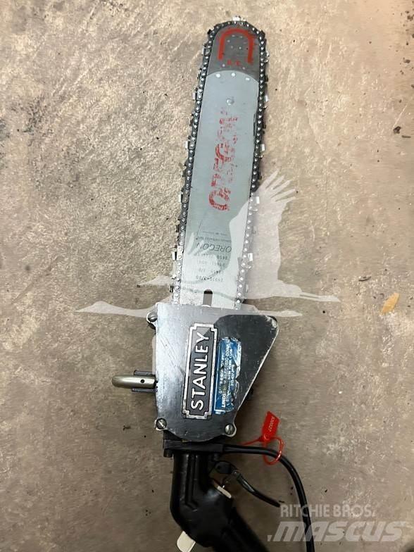 Stanley CS04 Chainsaws and clearing saws