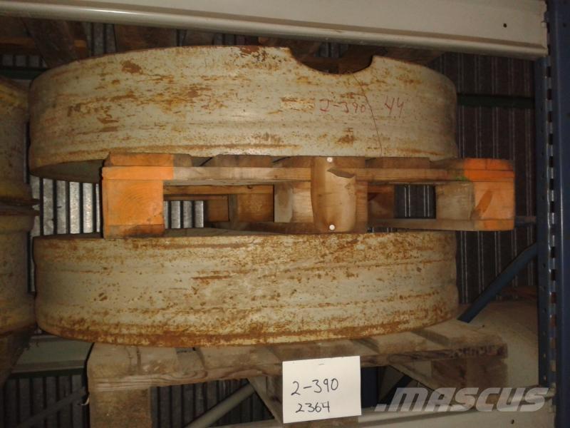  44.200.00 Gumiabroncsok, kerekek és felnik