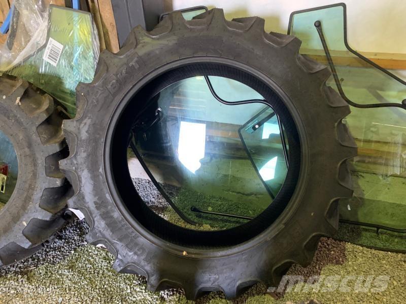 BKT Däck 340/85 R38 Gumiabroncsok, kerekek és felnik