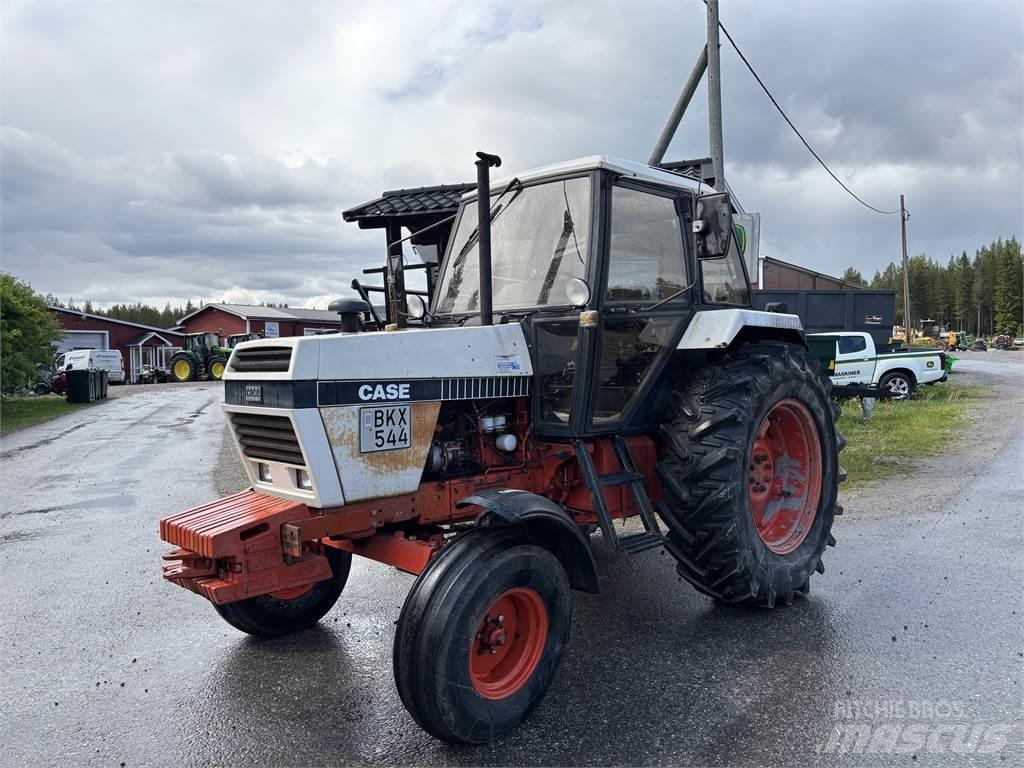 Case IH 1490 4WD Traktorok