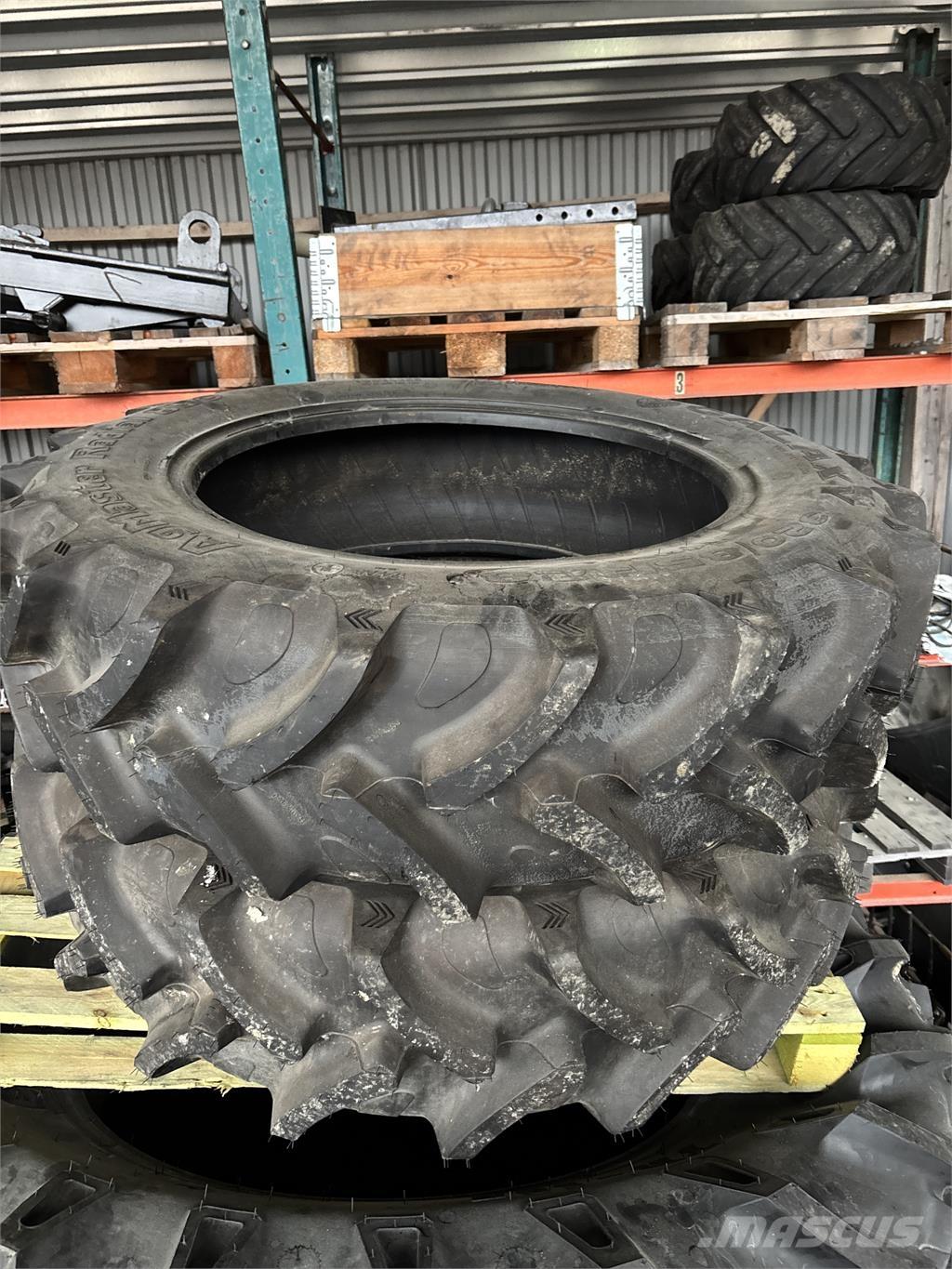  Däck Galaxy 320/85 R28 Gumiabroncsok, kerekek és felnik