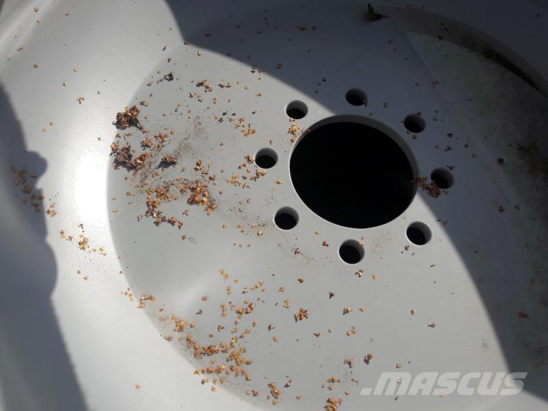  Fäljar NDI 15x28 Gumiabroncsok, kerekek és felnik