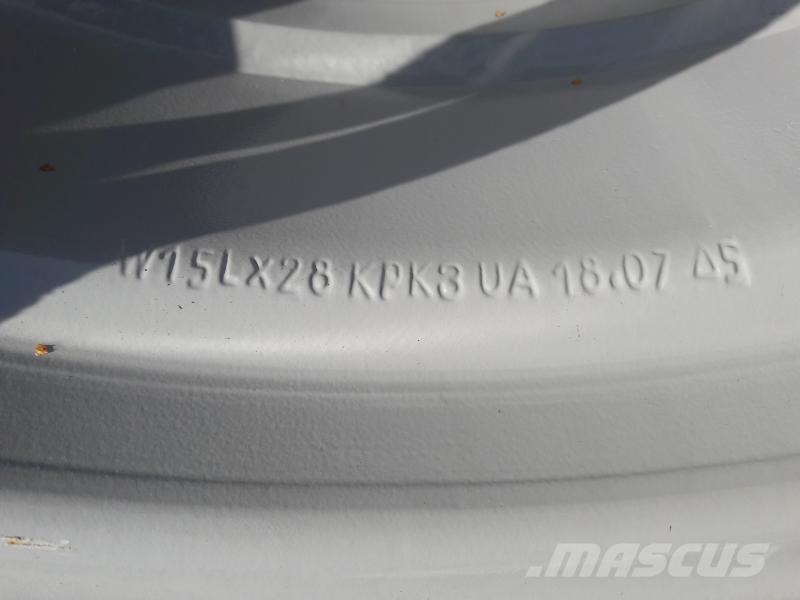  Fäljar NDI 15x28 Gumiabroncsok, kerekek és felnik