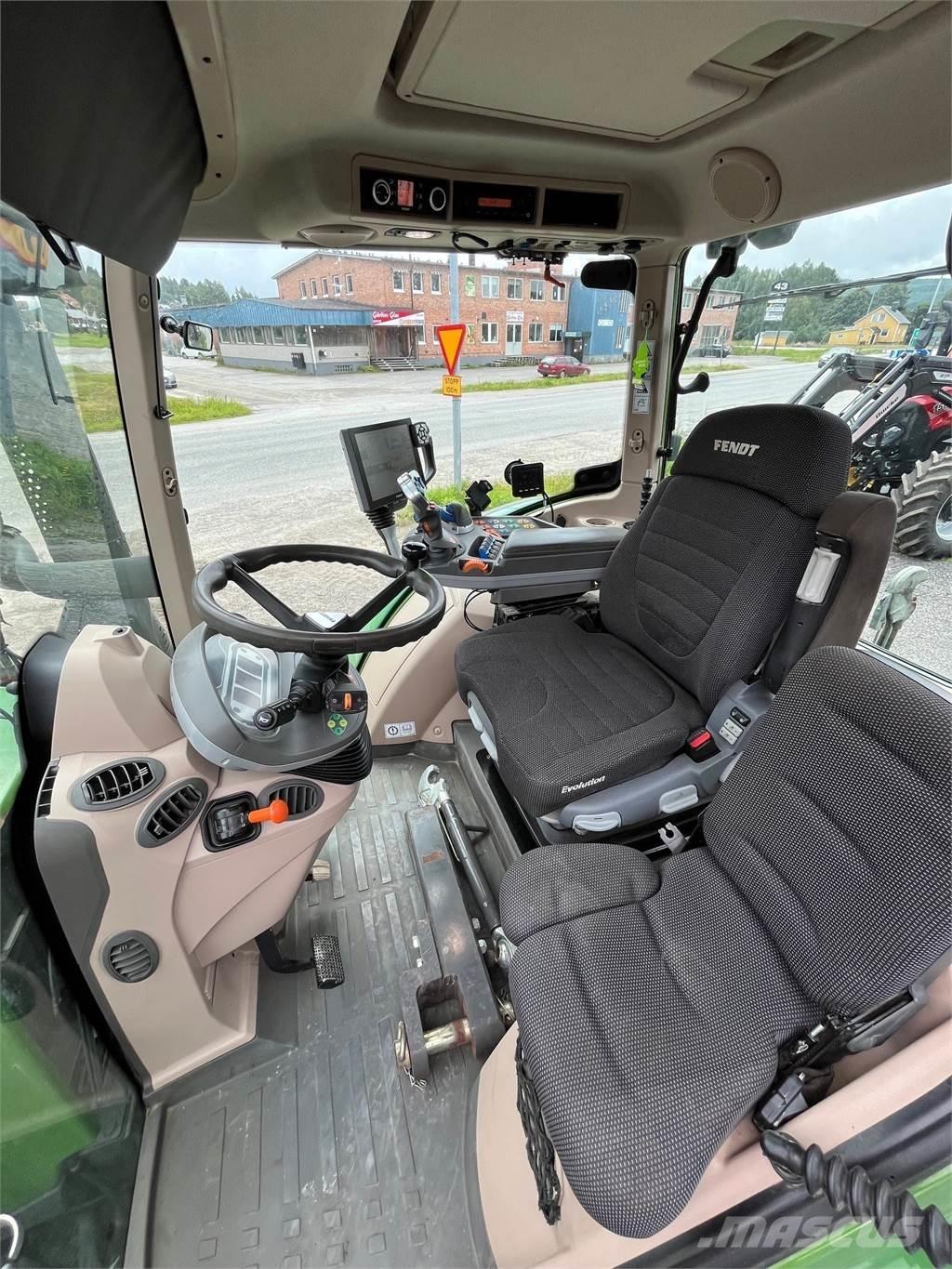 Fendt 720 VARIO Traktorok