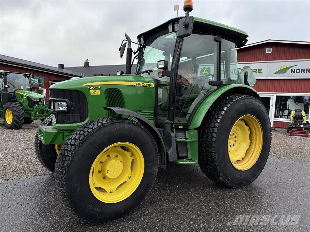 John Deere 5100R Traktorok