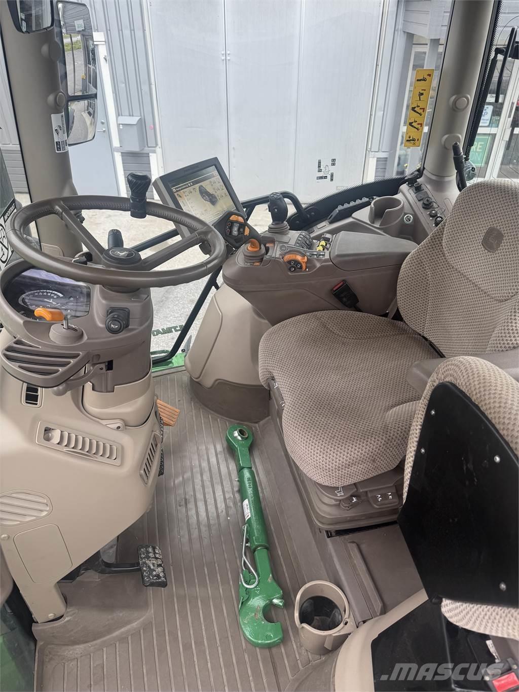 John Deere 6130R Traktorok