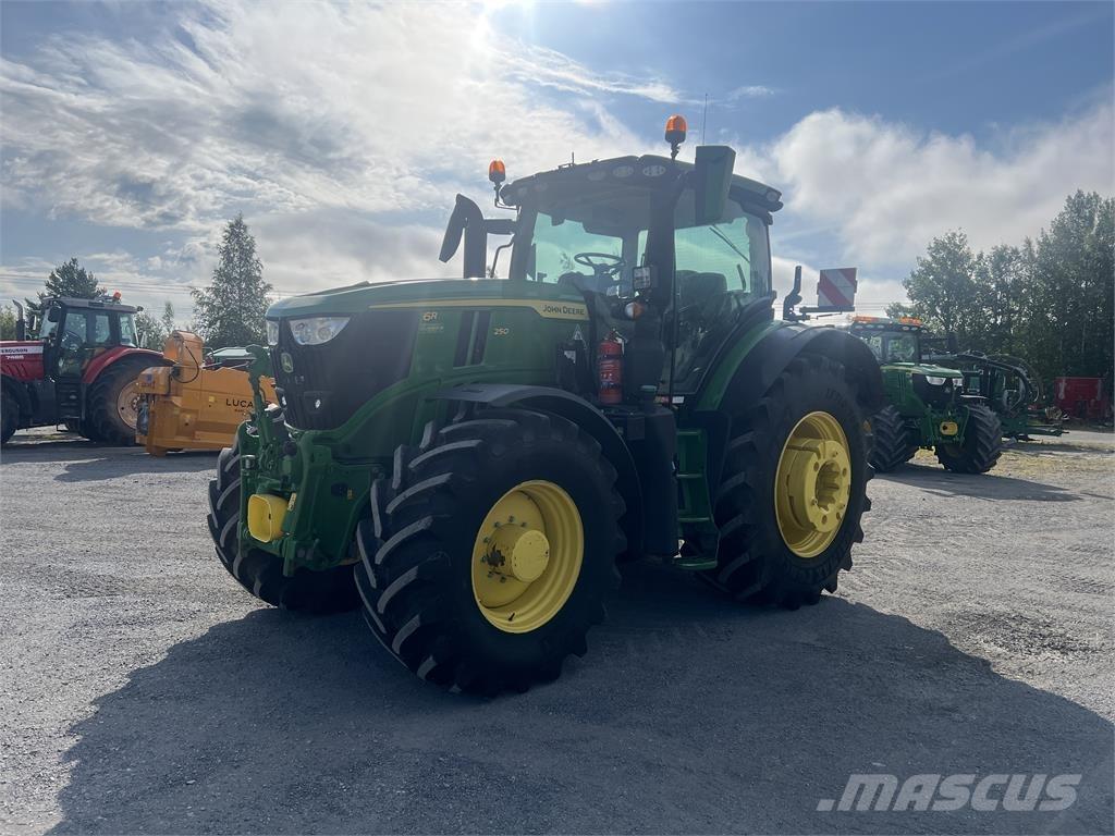 John Deere 6R 250 Traktorok