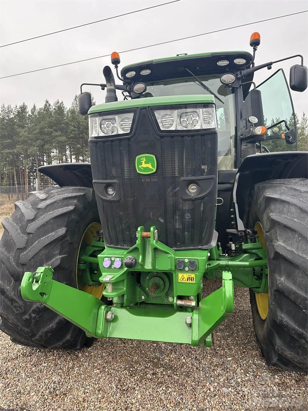 John Deere 7310R Traktorok