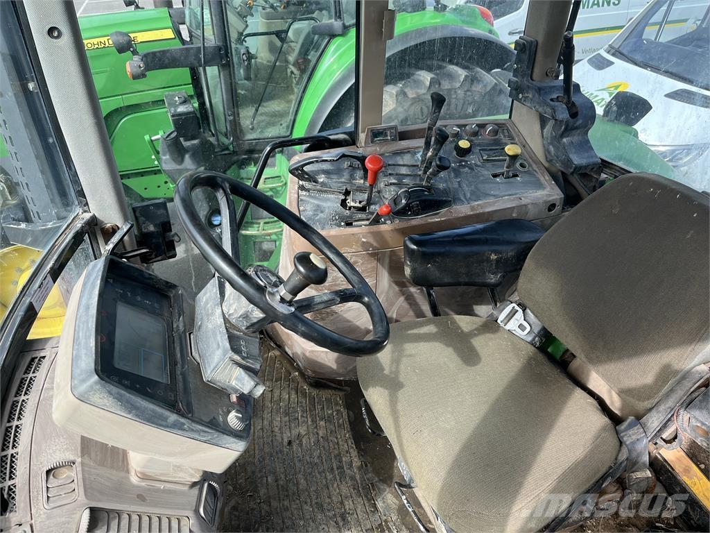 John Deere 7700 Traktorok