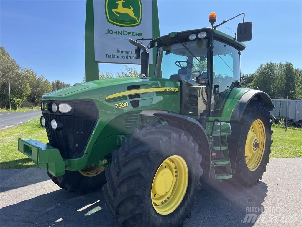 John Deere 7930 Traktorok