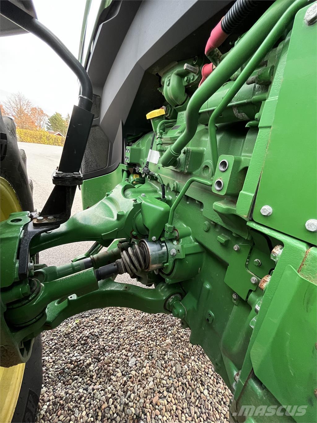 John Deere 8R 370 Traktorok