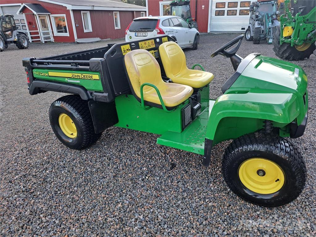 John Deere TE Gator Ráülős fűnyírók
