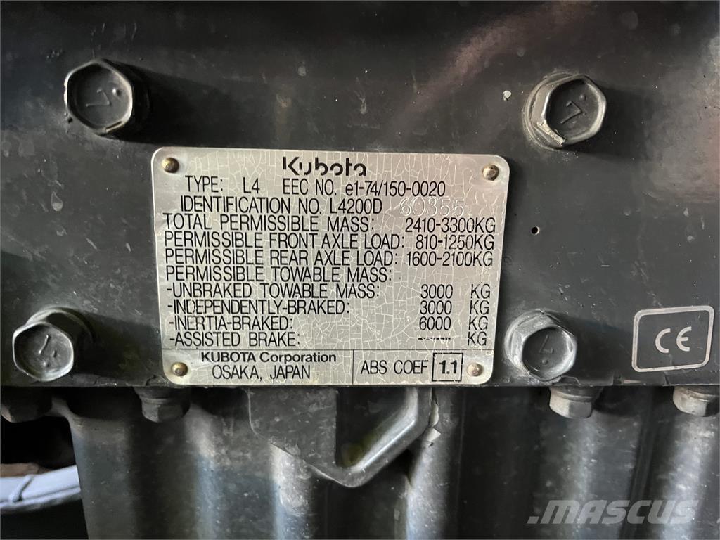 Kubota L4200 Egyéb kommunális gépek