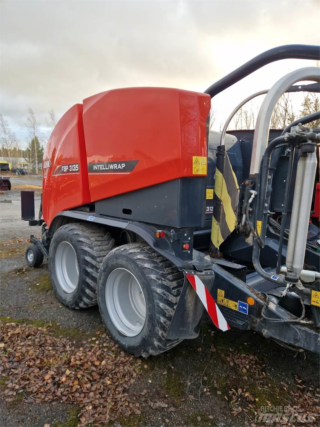 Kuhn FBP 3135 Egyéb szálastakarmányozási gépek