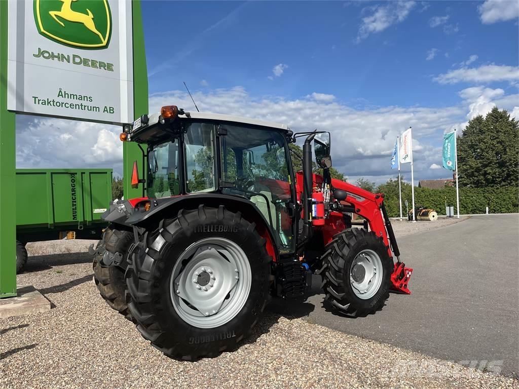 Massey Ferguson 4708M Traktorok