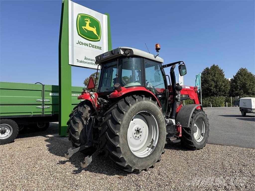 Massey Ferguson 5712 Traktorok