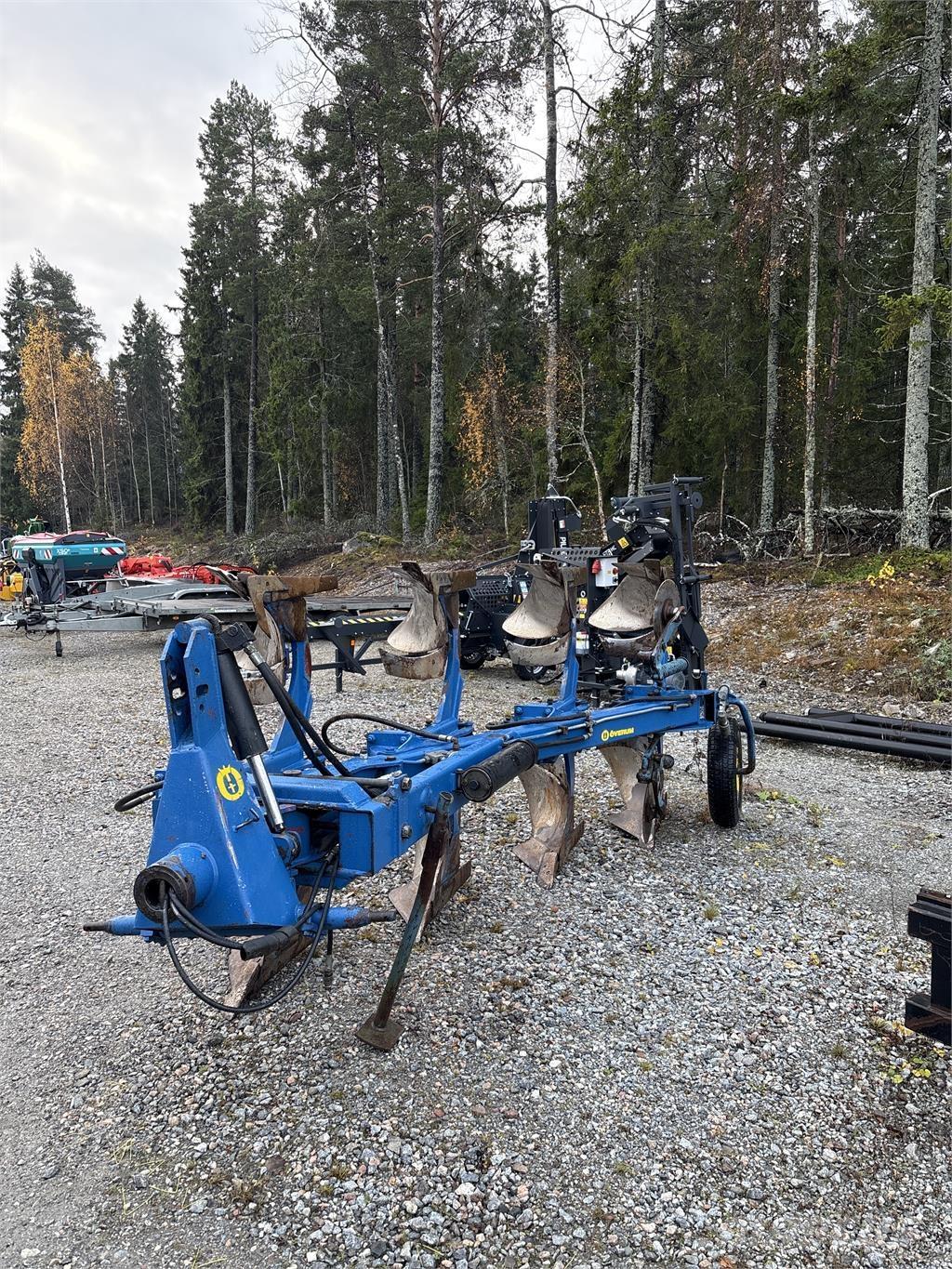 Överum CV 498 H Váltvaforgató ekék