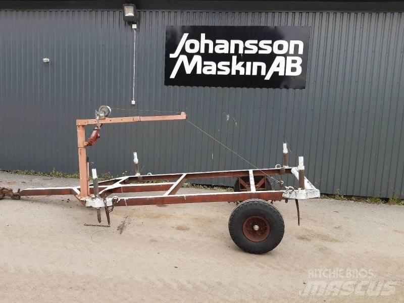  Skogvagn med vinch Erdészeti pótkocsik