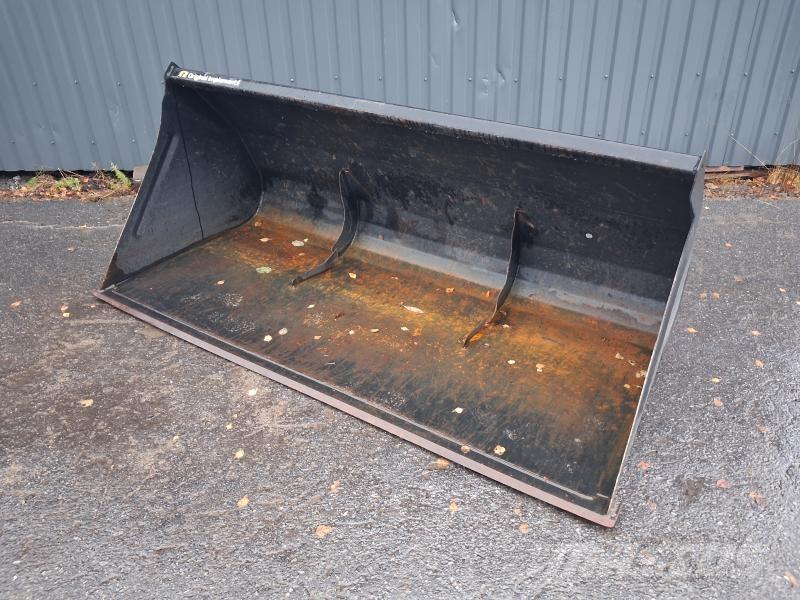  SNÖSKOPA ÅLÖ 220 EURO Egyéb traktor tartozékok