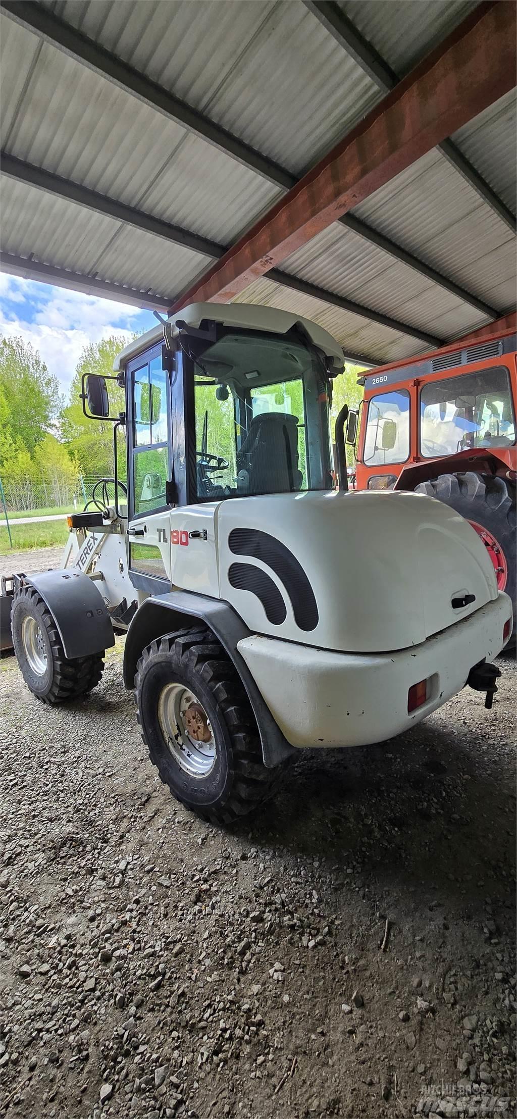 Terex TL80 HJULLASTARE Gumikerekes homlokrakodók