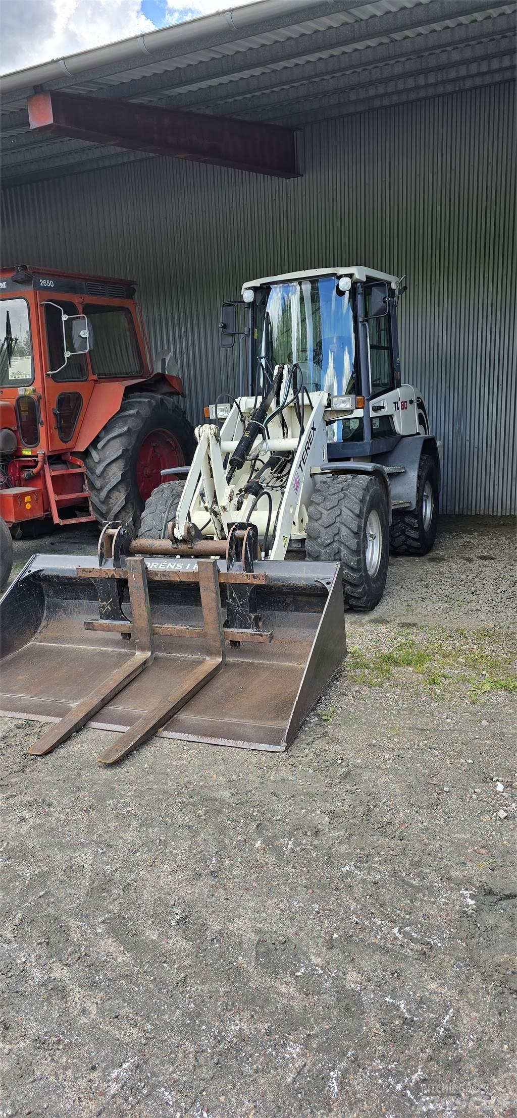 Terex TL80 HJULLASTARE Gumikerekes homlokrakodók