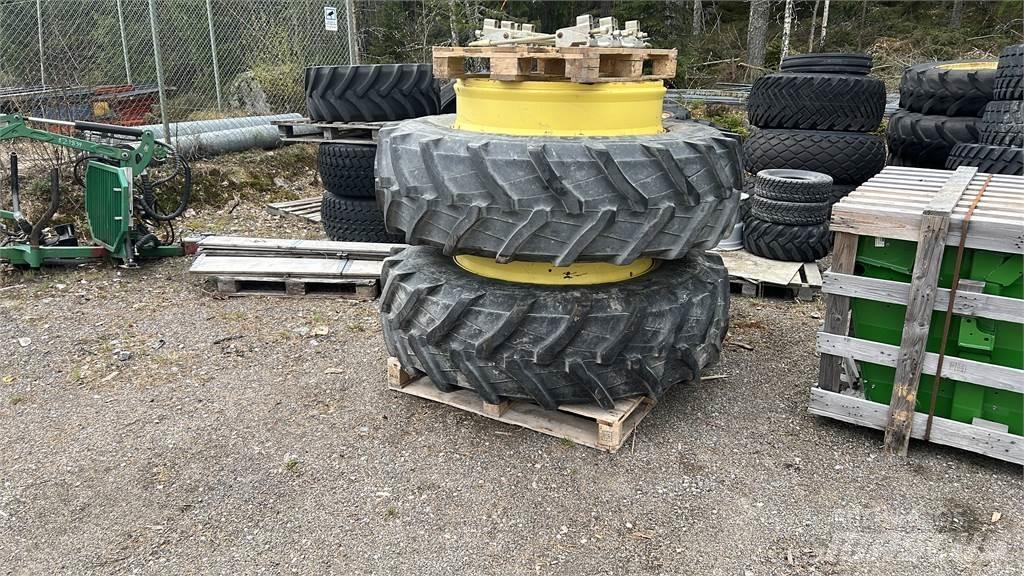 Trelleborg 520/85R42 Gumiabroncsok, kerekek és felnik