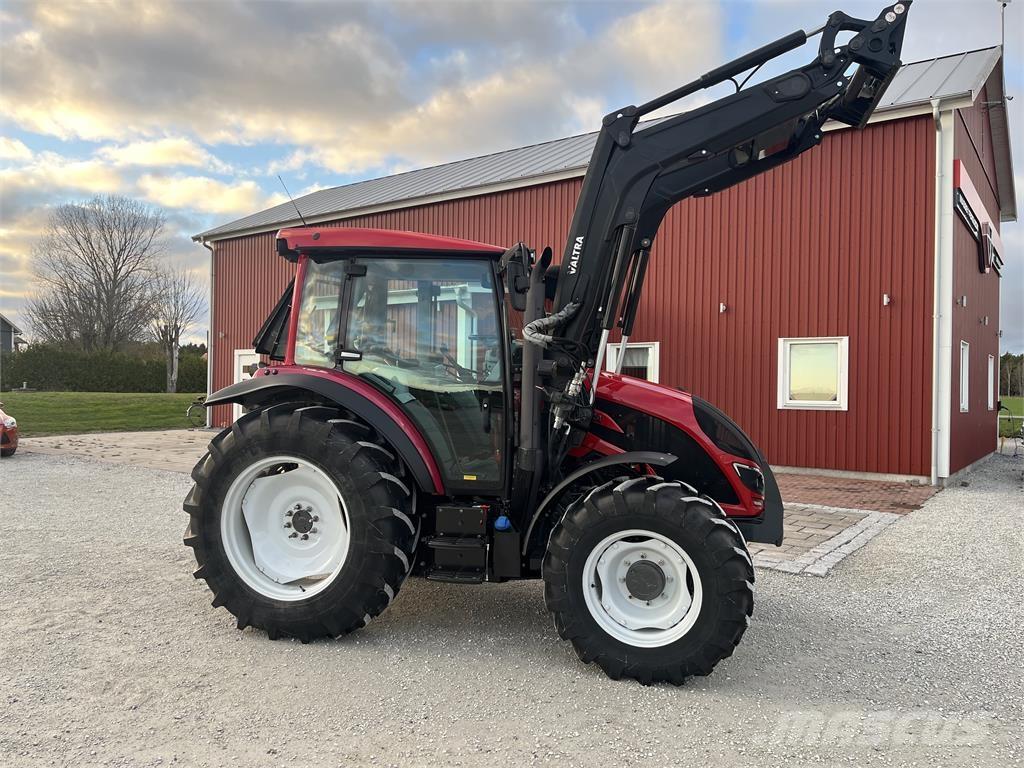 Valtra A 84 Traktorok