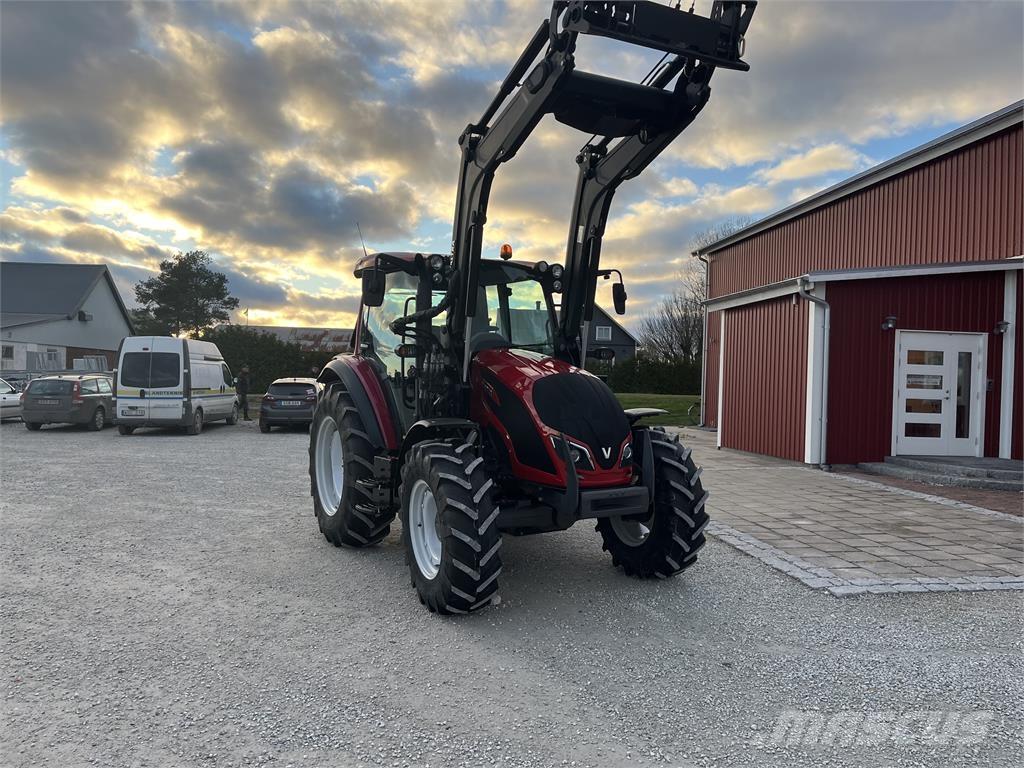 Valtra A 84 Traktorok