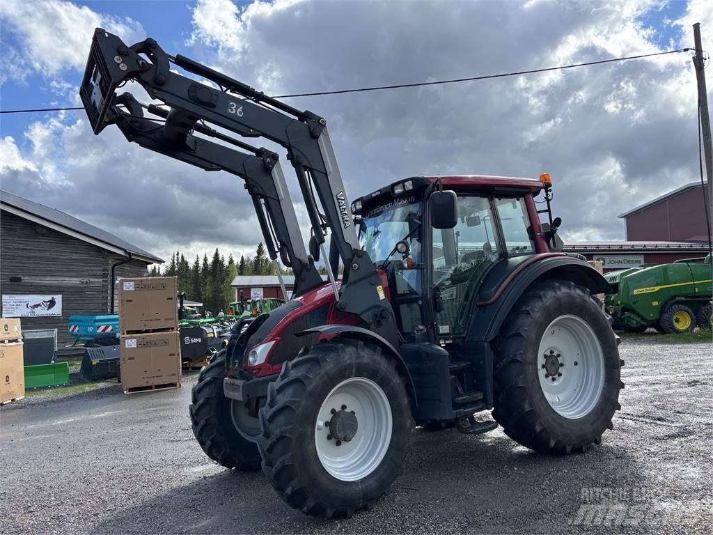Valtra N103 Hitec 5 Traktorok