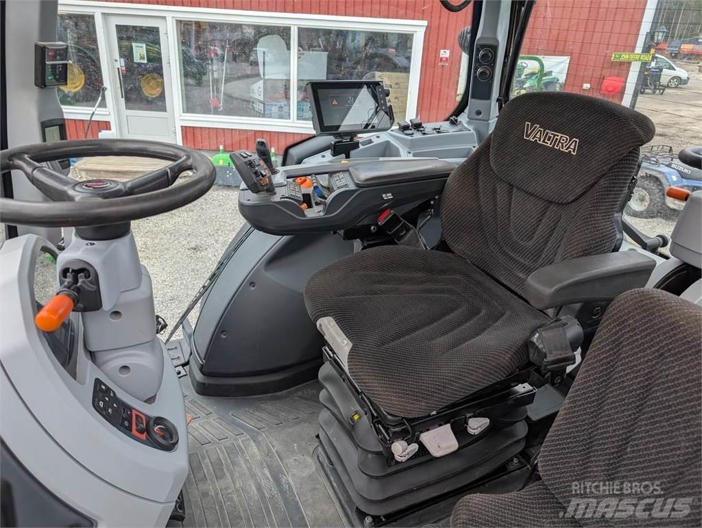 Valtra N154E Twintrac Traktorok