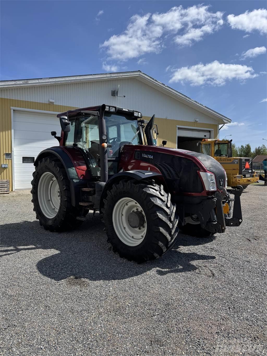 Valtra T203 Direct Traktorok