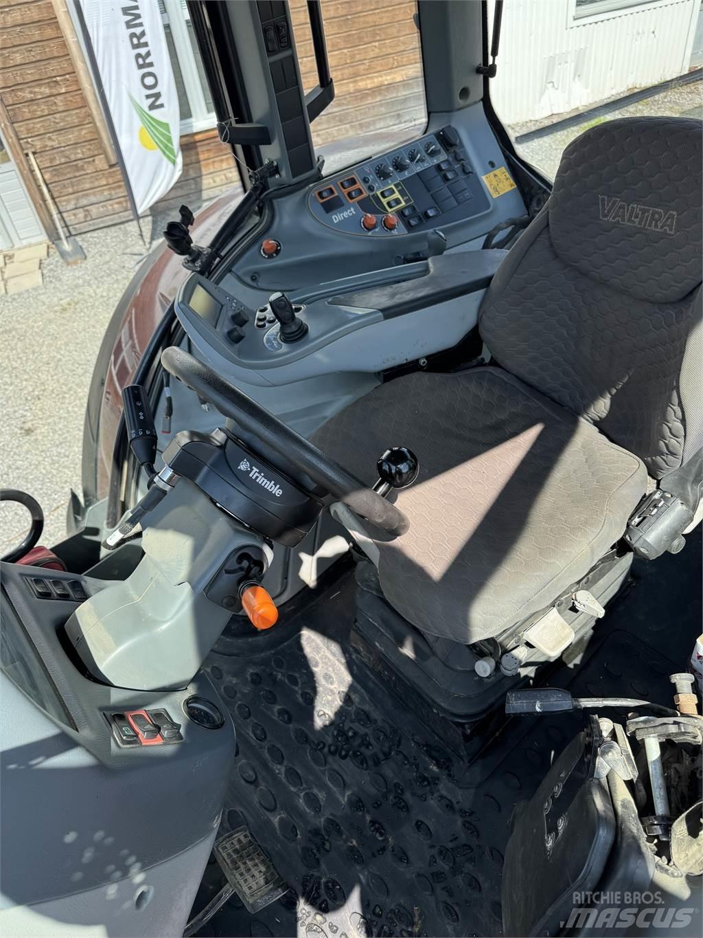 Valtra T203 Direct Traktorok