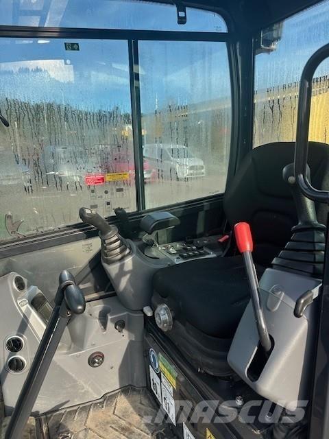 Yanmar SV19 GRÄVARE Gumikerekes homlokrakodók