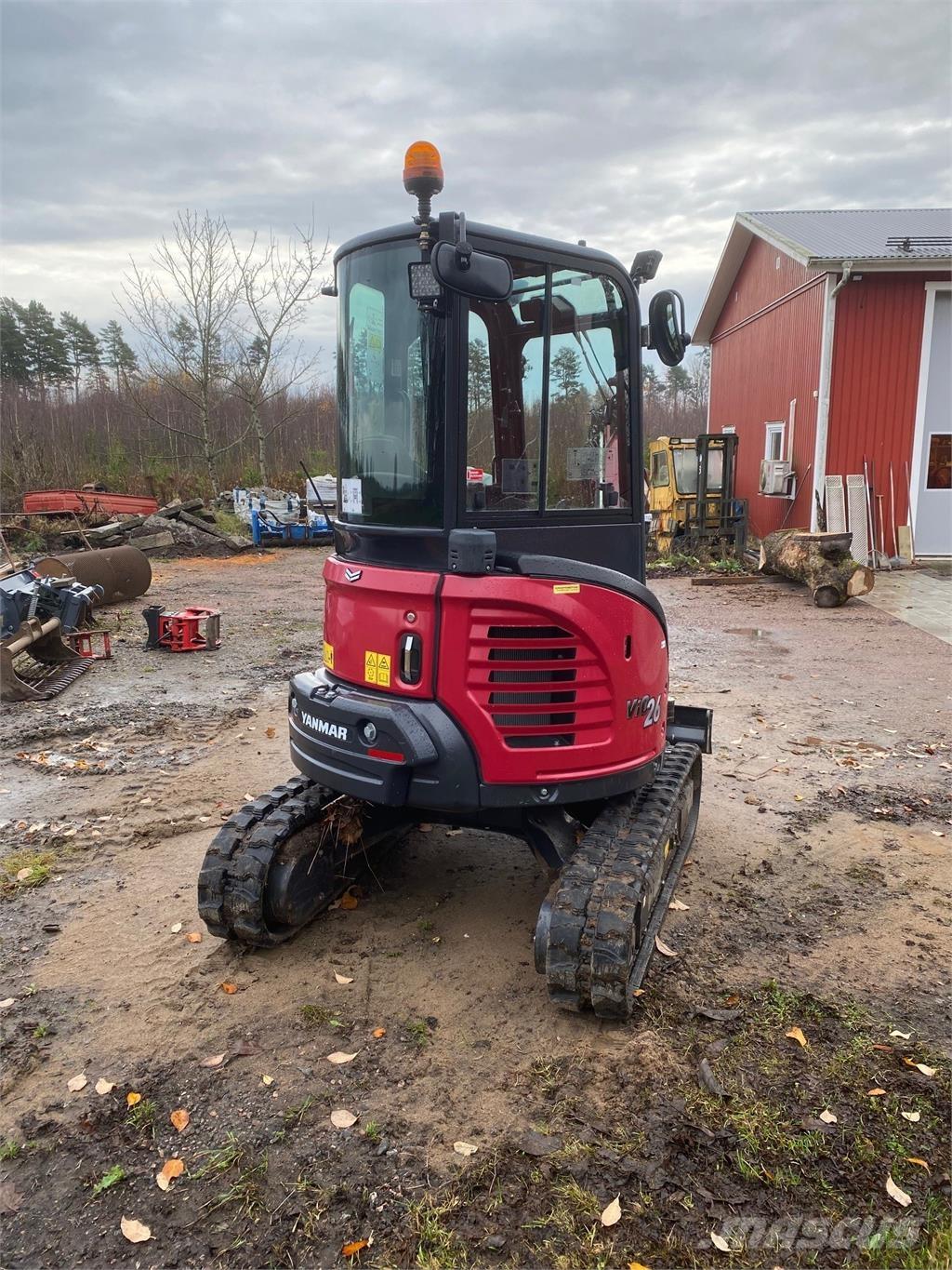 Yanmar VIO26 GRÄVARE Gumikerekes homlokrakodók