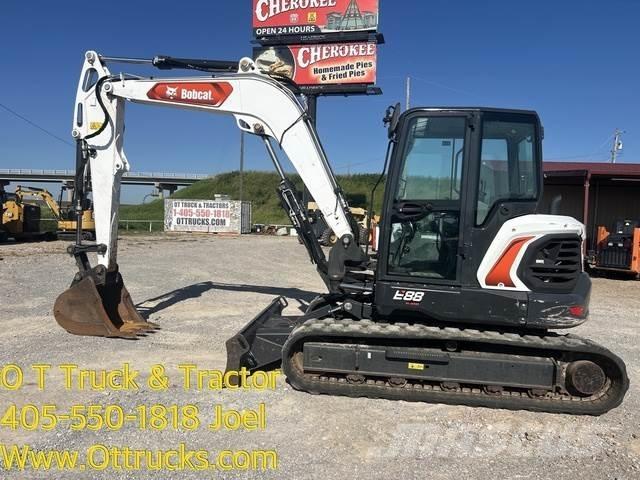 Bobcat E88 Közepes (midi) kotrók 7 t - 12 t
