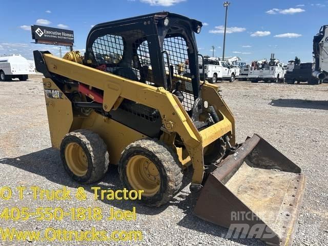 CAT 232D Gumiabroncsok, kerekek és felnik