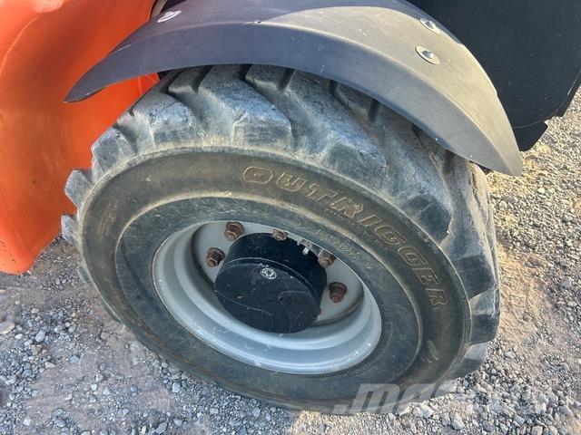 JLG G5-18A Teleszkópos rakodók