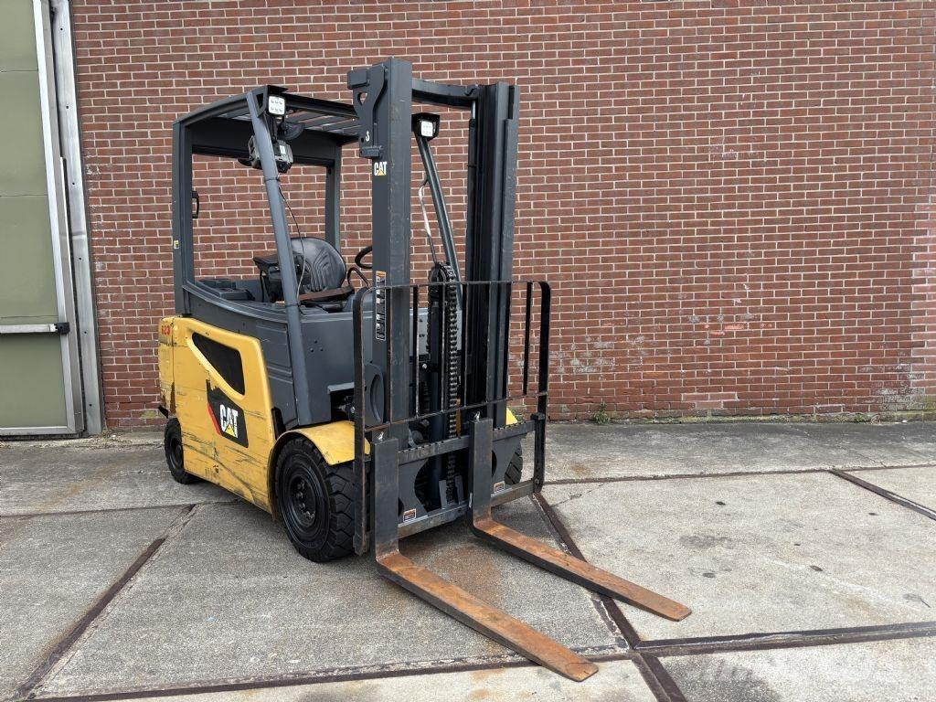 CAT 2EP5000 Elektromos targoncák