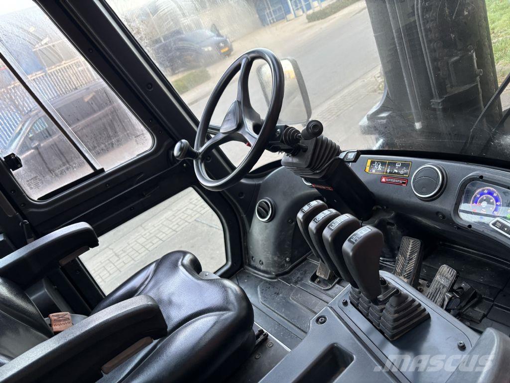 Hyundai 80D-9 Dízel targoncák