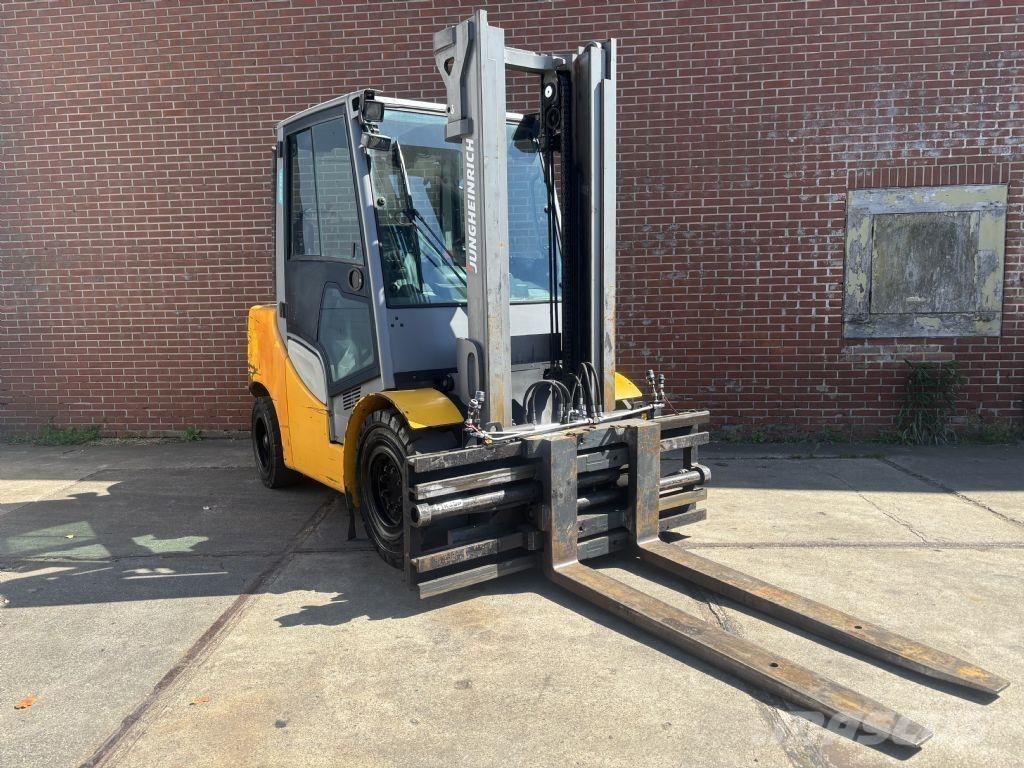 Jungheinrich DFG 545s Dízel targoncák
