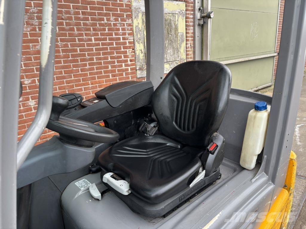 Jungheinrich EFG 216k Elektromos targoncák