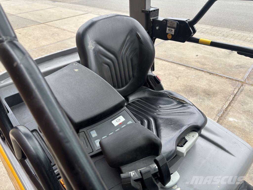 Jungheinrich EFG 216k Elektromos targoncák